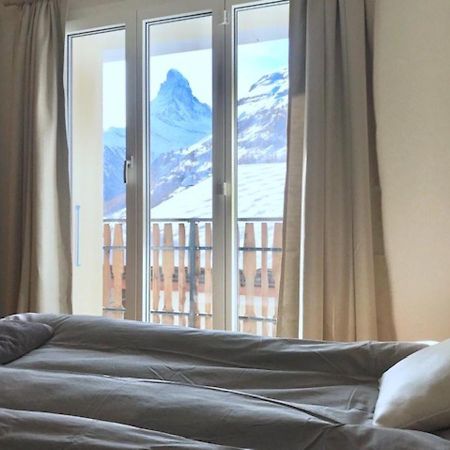 Apartment Cristal Zermatt Bagian luar foto
